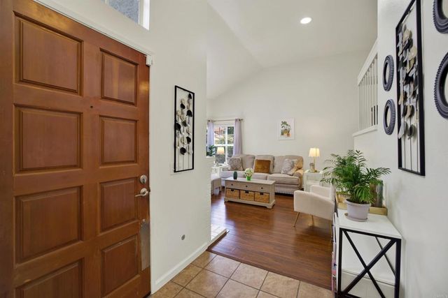 3218 Old Bridgeport way, San Diego, CA 92111