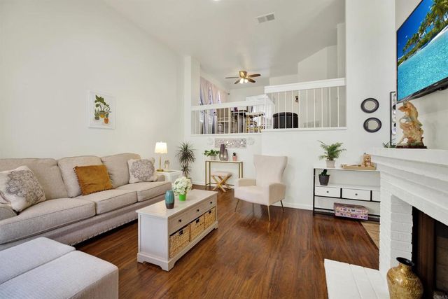 3218 Old Bridgeport way, San Diego, CA 92111