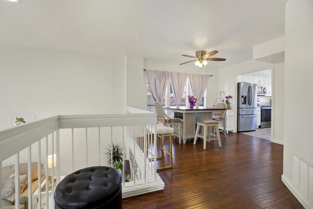 3218 Old Bridgeport way, San Diego, CA 92111