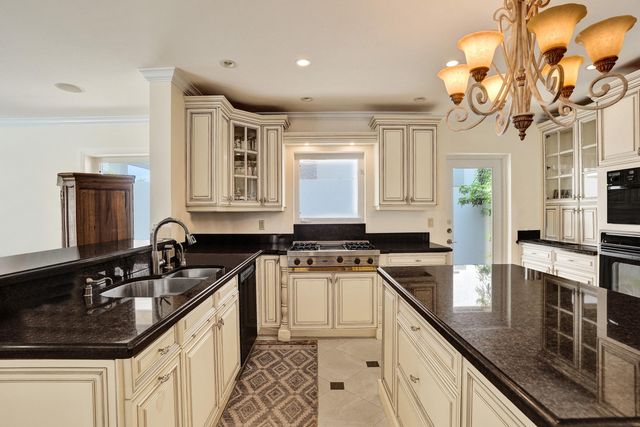 449 Isle Of Palms Drive, Fort Lauderdale, FL 33301