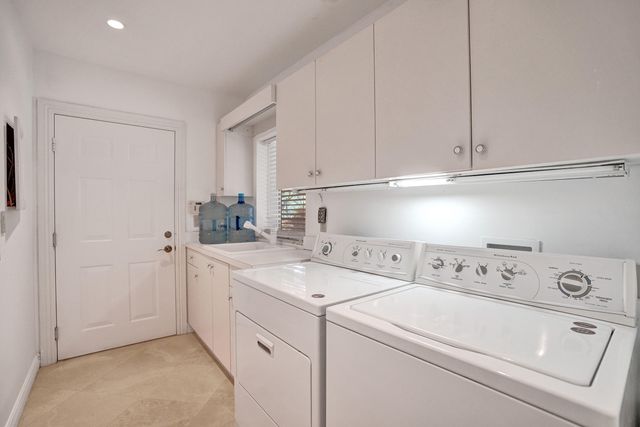 449 Isle Of Palms Drive, Fort Lauderdale, FL 33301