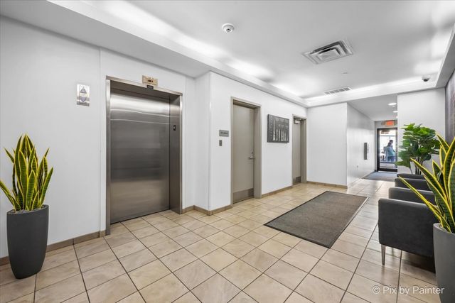 50 S Grove Avenue 301, Elgin, IL 60120