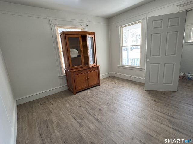 14 Delmont Street, Manchester, CT 06042
