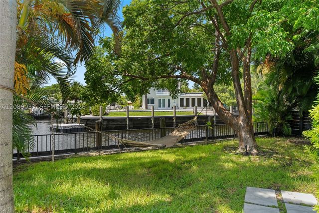 1617 SW 17th Ave, Fort Lauderdale, FL 33312