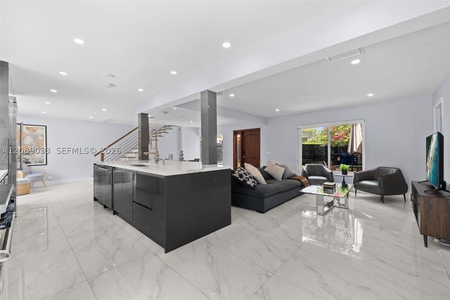 1617 SW 17th Ave, Fort Lauderdale, FL 33312