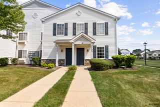 1709 Silverstone Drive 1709, Carpentersville, IL 60110