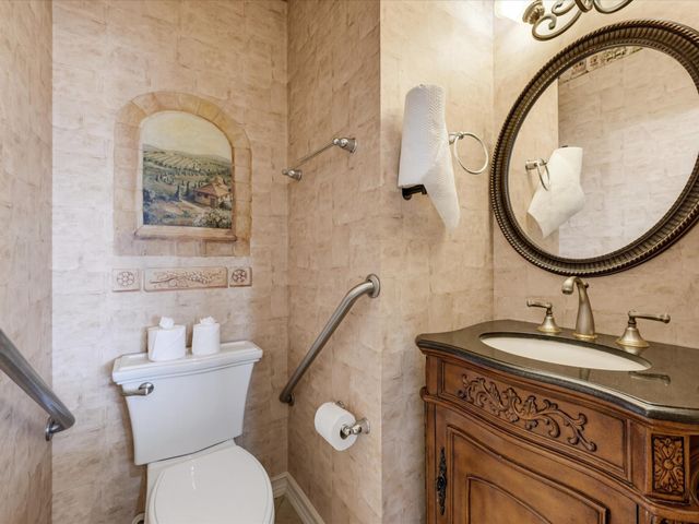 15502 Contender Lane, Friendswood, TX 77546