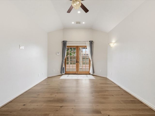 15502 Contender Lane, Friendswood, TX 77546