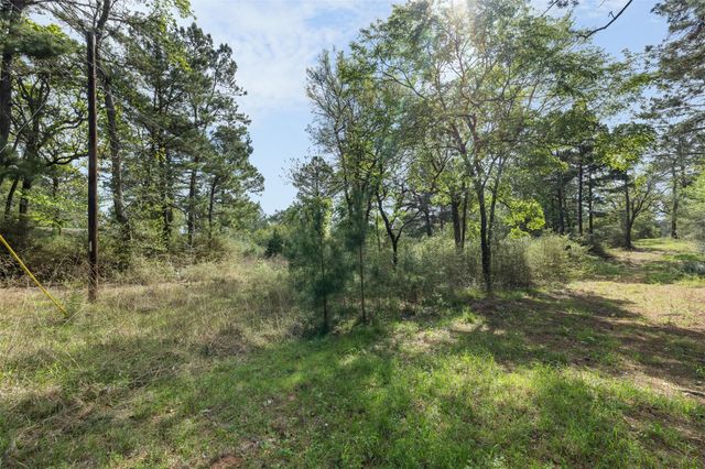 1631 County Road 131, Centerville, TX 75833
