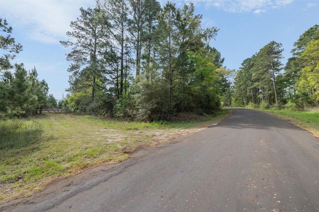 1631 County Road 131, Centerville, TX 75833