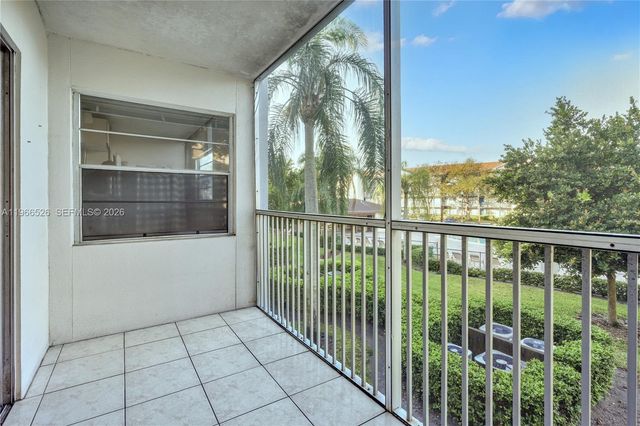 650 SW 124th Terrace 214P, Pembroke Pines, FL 33027