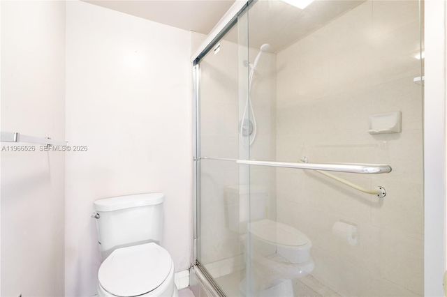 650 SW 124th Terrace 214P, Pembroke Pines, FL 33027