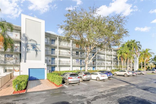 650 SW 124th Terrace 214P, Pembroke Pines, FL 33027