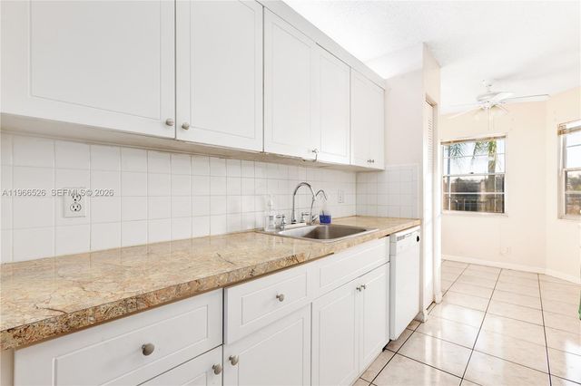 650 SW 124th Terrace 214P, Pembroke Pines, FL 33027