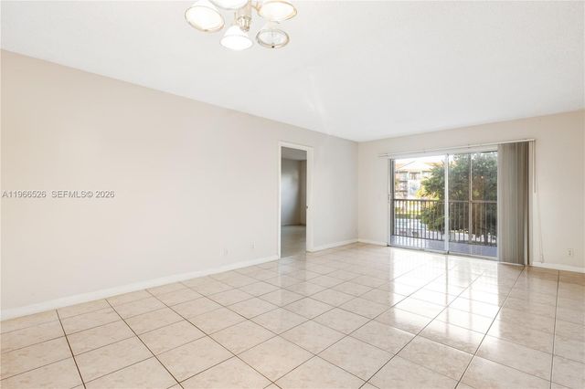 650 SW 124th Terrace 214P, Pembroke Pines, FL 33027