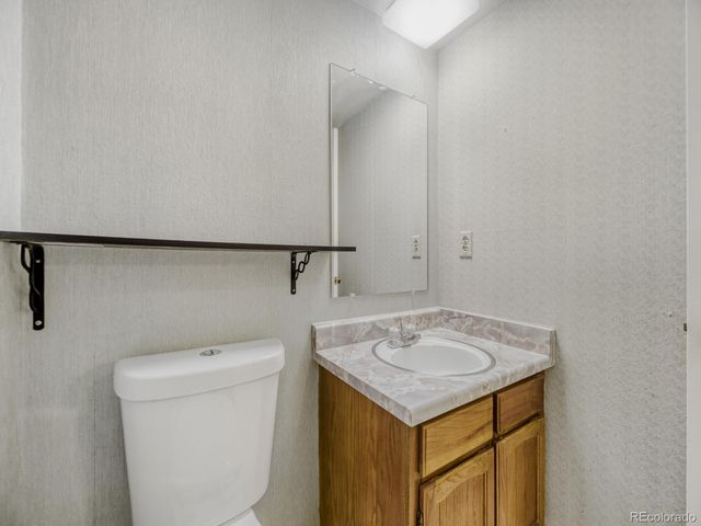 446 S Balsam Street, Lakewood, CO 80226