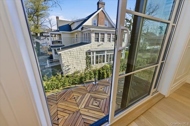136 Park Street, Woodmere, NY 11598