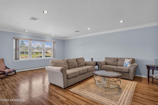 332 Canterbury Court B, Lakewood, NJ 08701