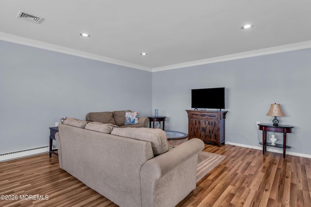 332 Canterbury Court B, Lakewood, NJ 08701