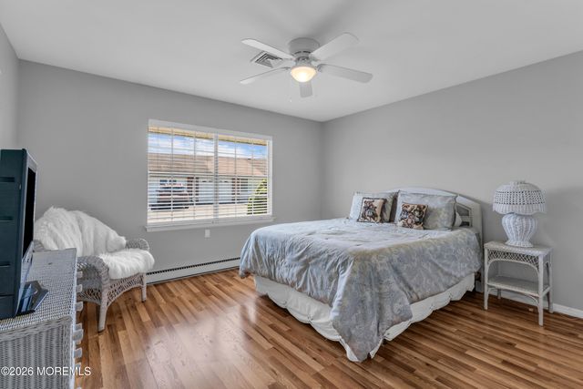 332 Canterbury Court B, Lakewood, NJ 08701