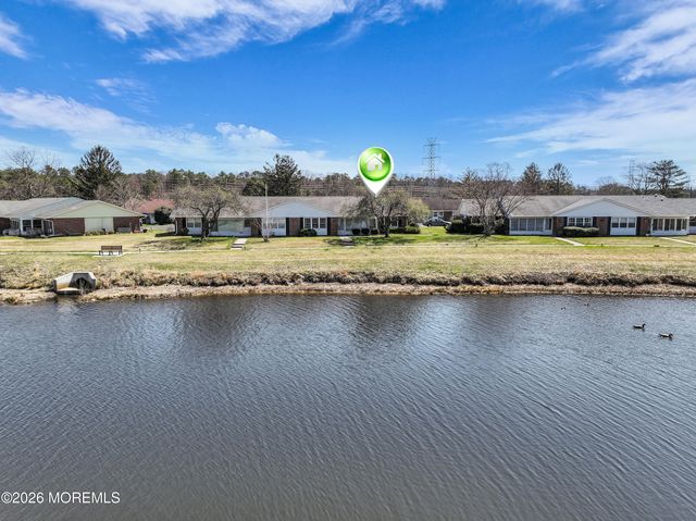 332 Canterbury Court B, Lakewood, NJ 08701