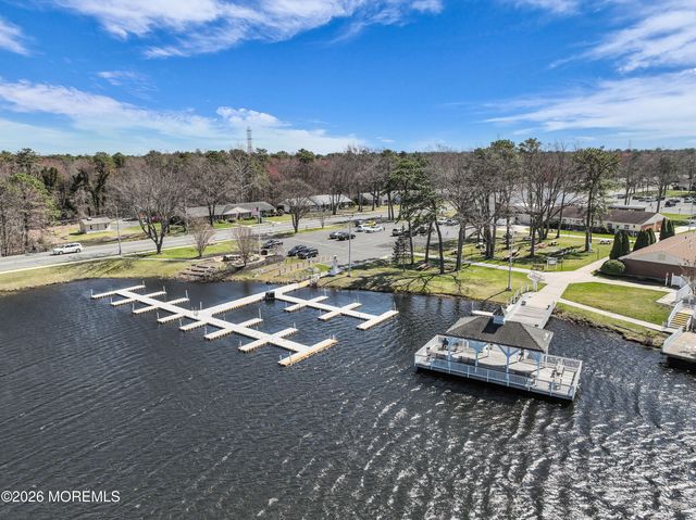 332 Canterbury Court B, Lakewood, NJ 08701