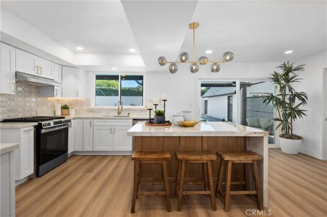 530 Stanford, Fullerton, CA 92831