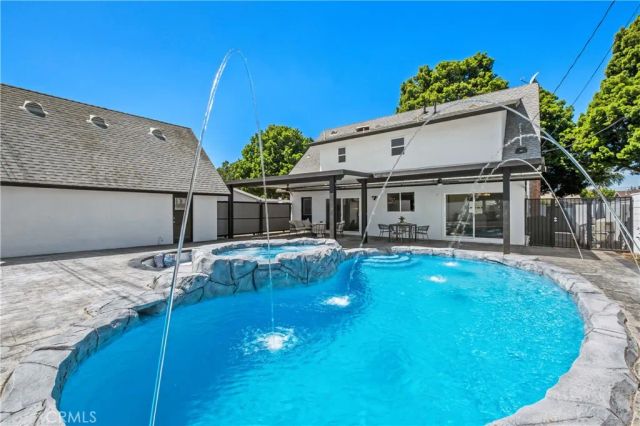 530 Stanford, Fullerton, CA 92831