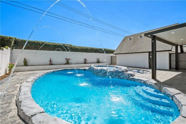 530 Stanford, Fullerton, CA 92831