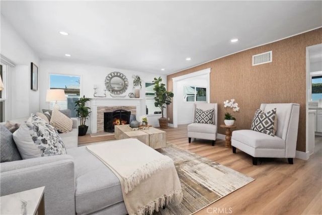 530 Stanford, Fullerton, CA 92831