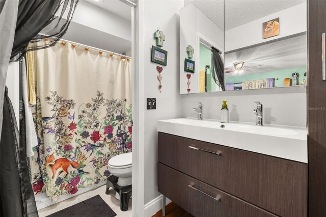 210 ALSTON DRIVE, Orlando, FL 32835