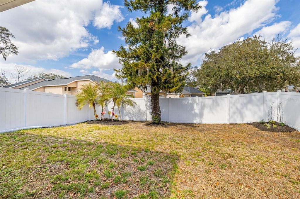 Image 22 of property listing at 210 ALSTON DRIVE, Orlando, FL 32835