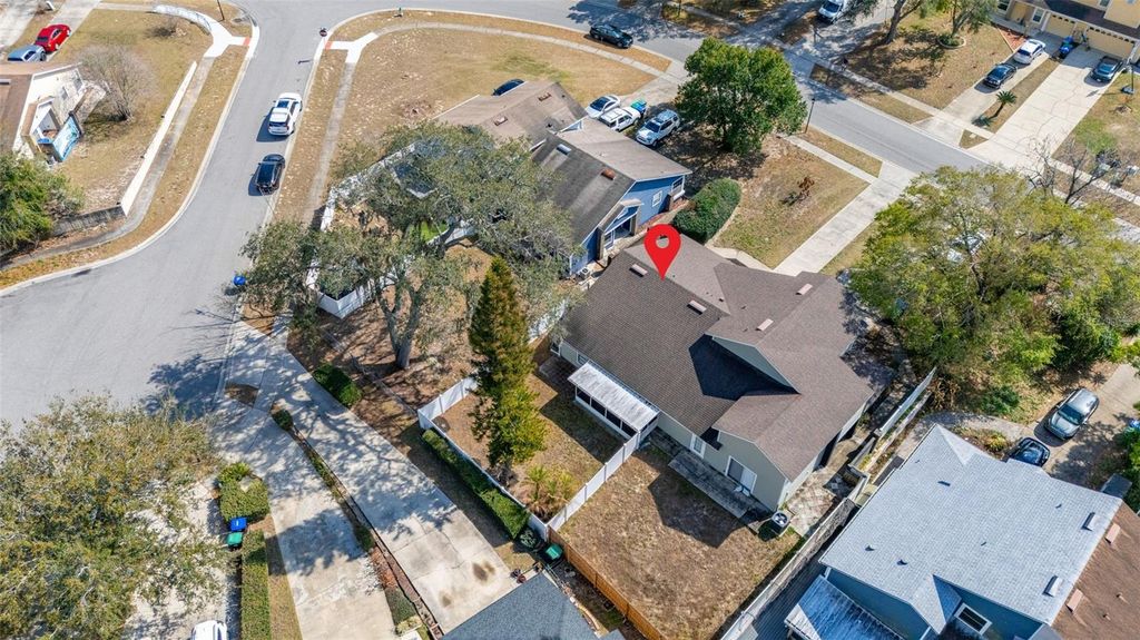 Image 27 of property listing at 210 ALSTON DRIVE, Orlando, FL 32835