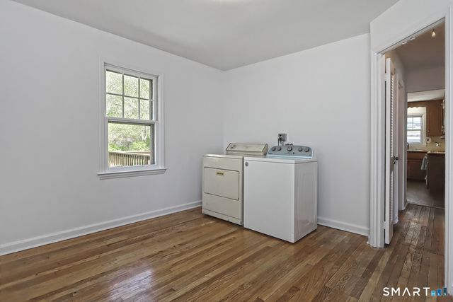 15 Locust Street, Milford, CT 06461