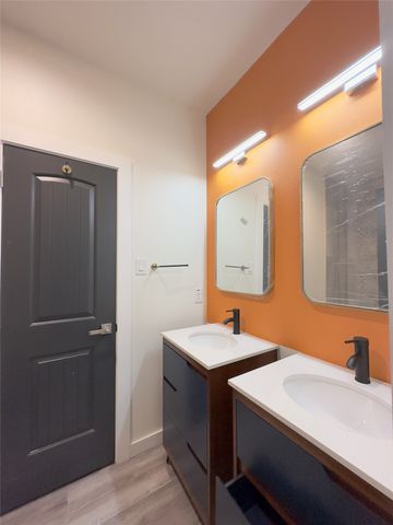 2720 Morning Avenue, Dallas, TX 75210