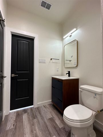 2720 Morning Avenue, Dallas, TX 75210