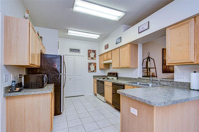 1832 SASSAFRAS DRIVE, Wesley Chapel, FL 33543