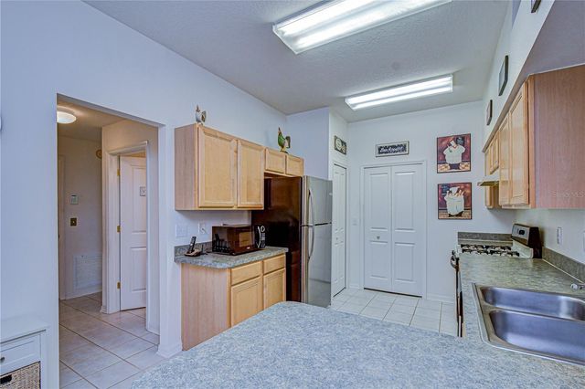 1832 SASSAFRAS DRIVE, Wesley Chapel, FL 33543