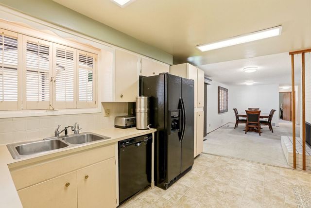 5732 N Drumheller St, Spokane, WA 99205