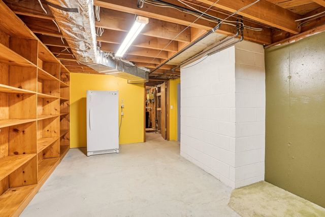 5732 N Drumheller St, Spokane, WA 99205
