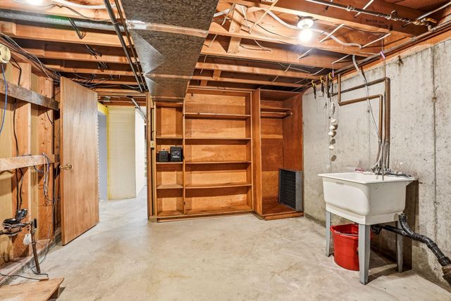 5732 N Drumheller St, Spokane, WA 99205