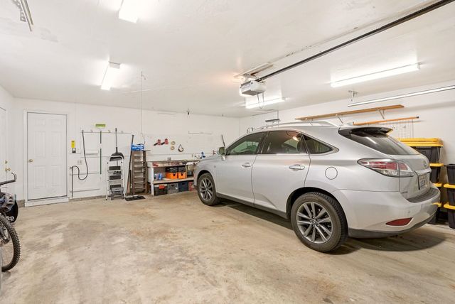 5732 N Drumheller St, Spokane, WA 99205