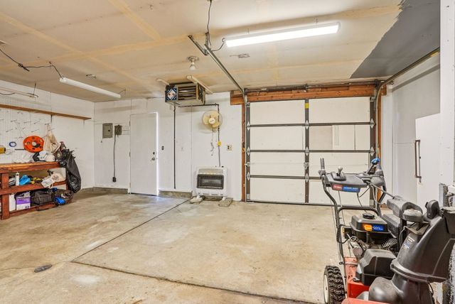 5732 N Drumheller St, Spokane, WA 99205