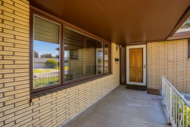 5732 N Drumheller St, Spokane, WA 99205