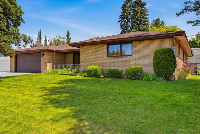 5732 N Drumheller St, Spokane, WA 99205