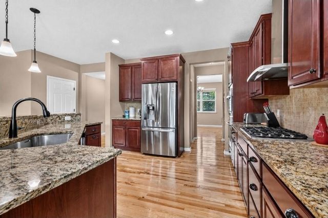 16991 Evening Terrace, Lakeville, MN 55044
