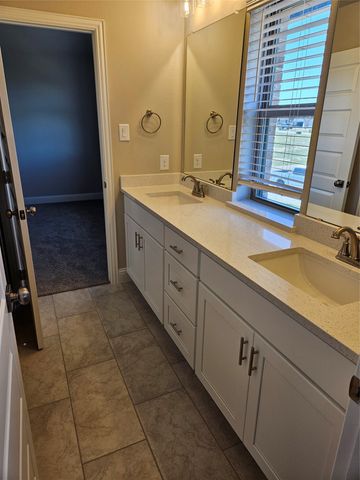 11864 Serval Street, Godley, TX 76044