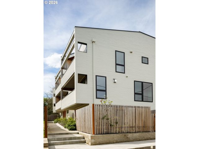 4615 N CAMPBELL Ave, Portland, OR 97217