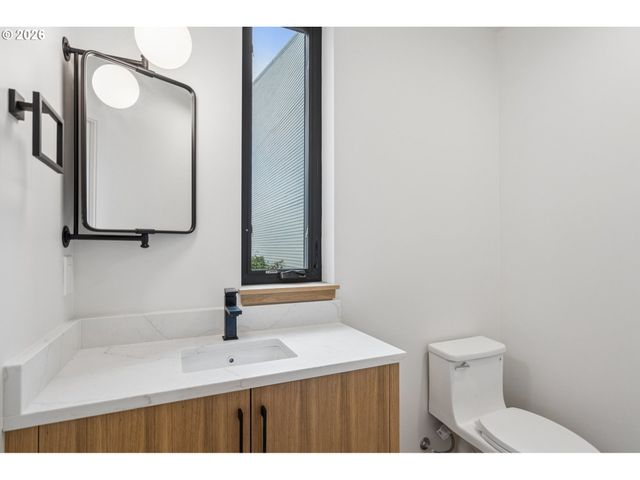 4615 N CAMPBELL Ave, Portland, OR 97217