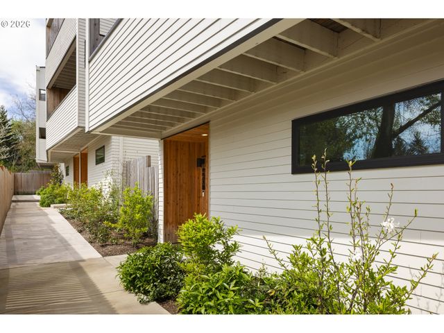 4615 N CAMPBELL Ave, Portland, OR 97217